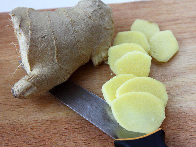 Ricetta Petto di pollo al latte di cocco e zenzero - Step 2