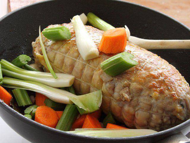 Ricetta Arrosto di pollo alla birra - Step 2