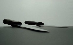 Utensili di qualita' per cucinare piatti di carne