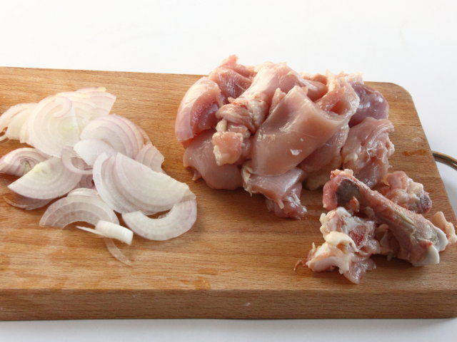 Ricetta Pollo con cacio e uova - Step 1