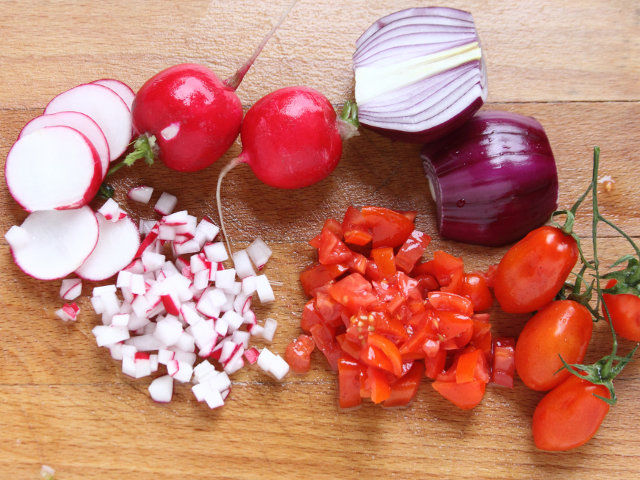 Ricetta Salsicce con salsa cruda estiva - Step 2