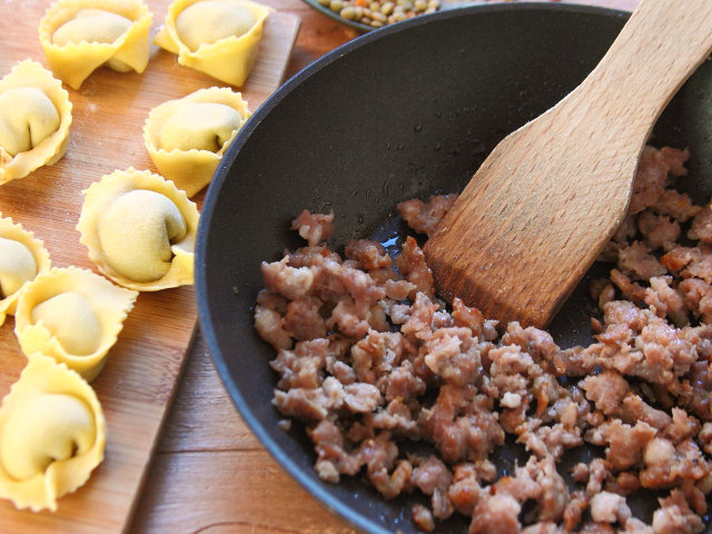 Ricetta Tortelli di lenticchie con salsiccia di tacchino - Step 4