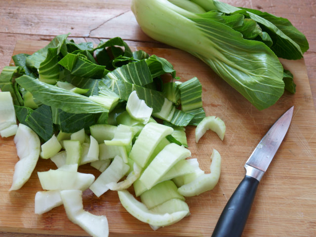 Ricetta Noodles con pollo e Bok Choy - Step 2