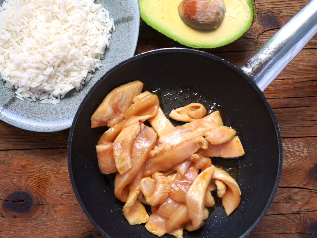 Ricetta Poke bowl con pollo - Step 4