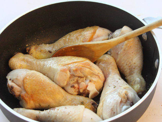 Ricetta Cosce di pollo alla verza - Step 2