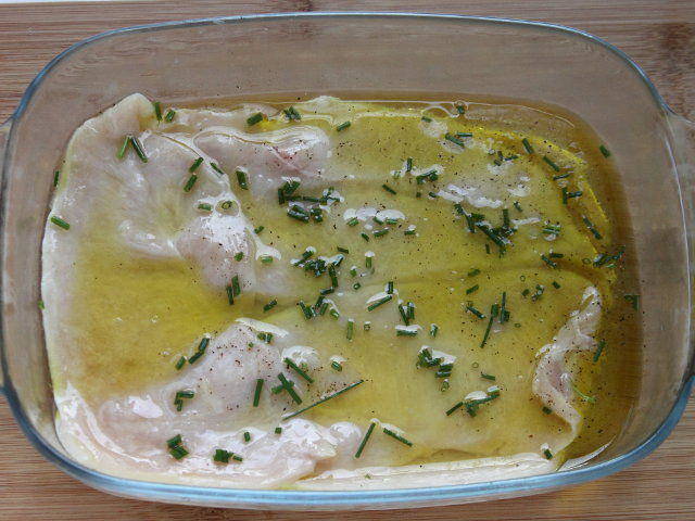 Ricetta Veline di pollo marinato - Step 1