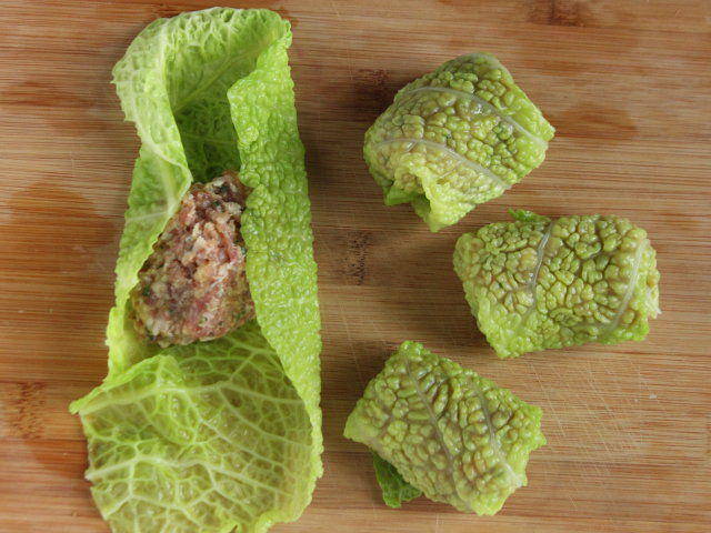 Ricetta Involtini di pollo nella verza - Step 4