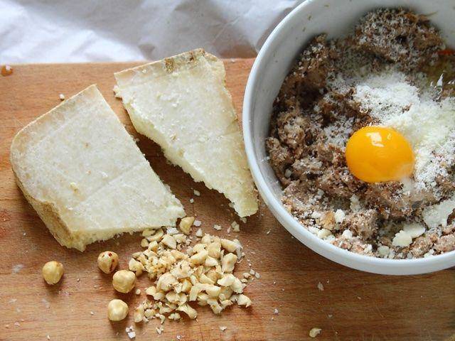 Ricetta Tortelli al Castelmagno con Nocciole e crema di zucca - Step 2