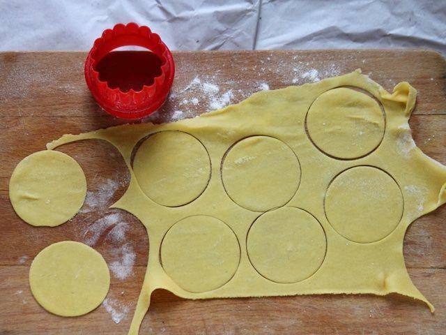 Ricetta Tortelli al Castelmagno con Nocciole e crema di zucca - Step 3